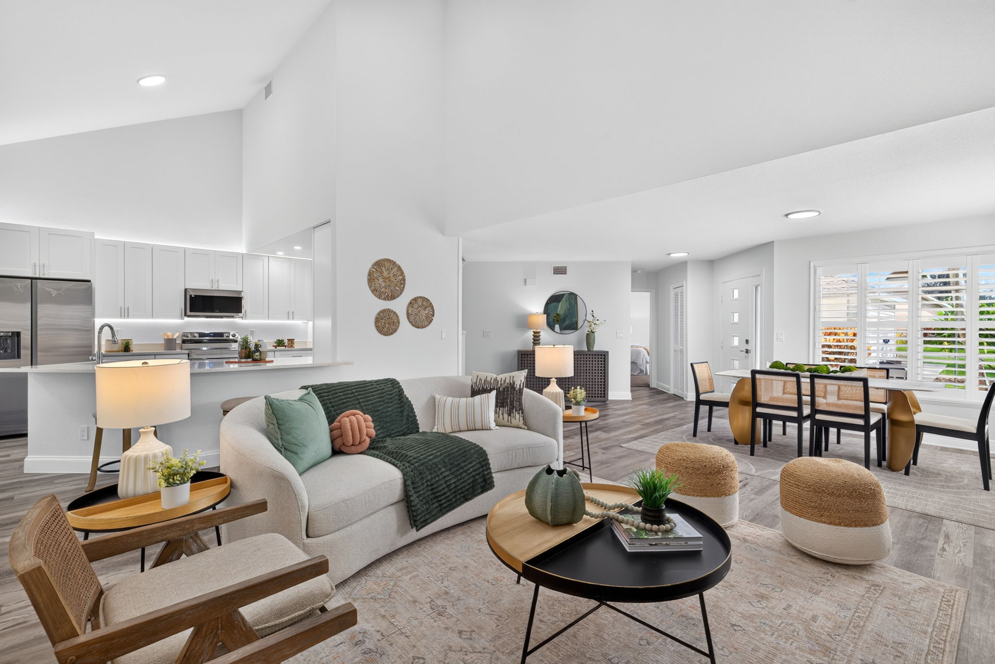 Living Room 4 of 4