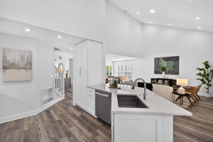 Kitchen 4 of 4