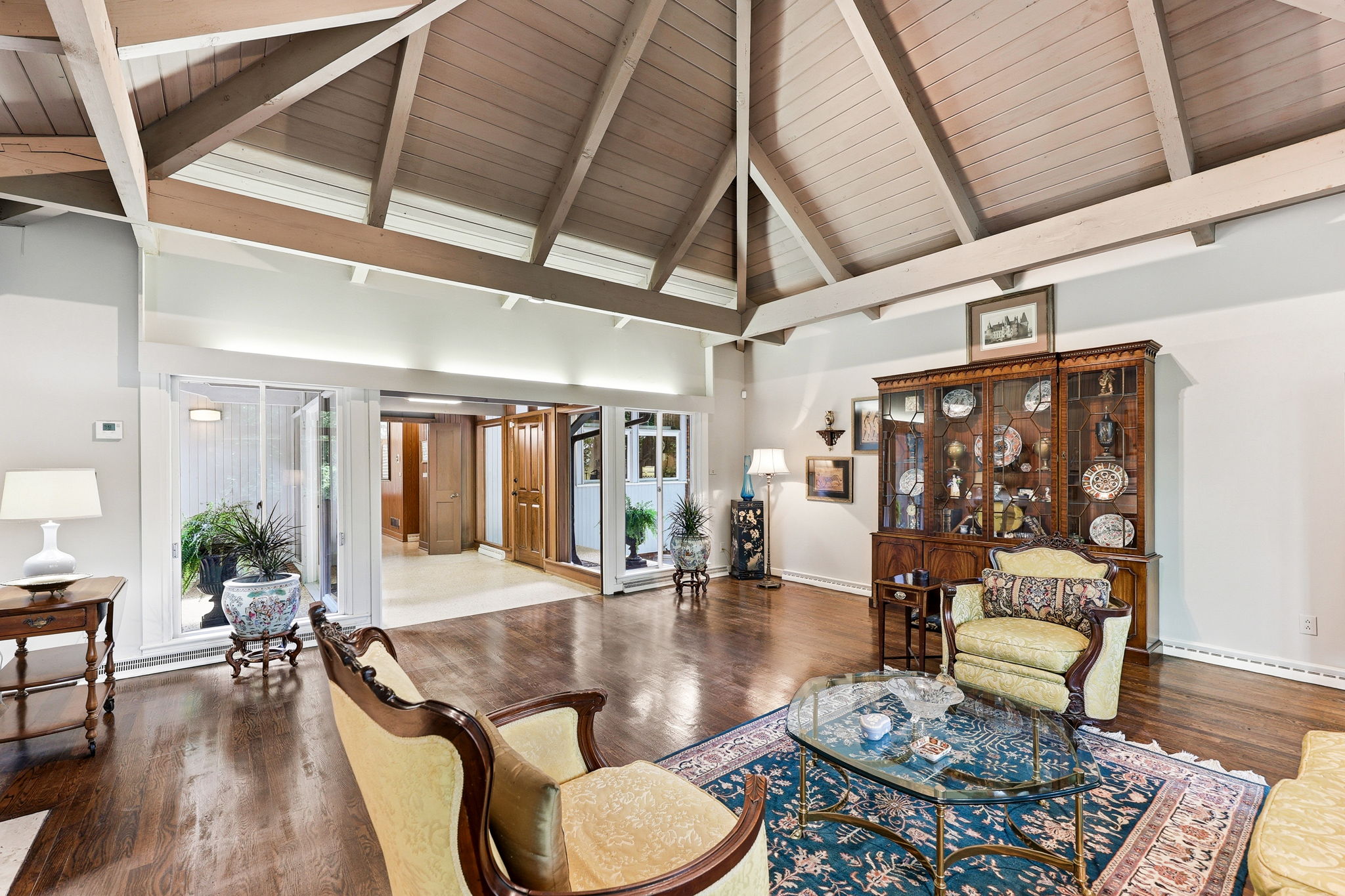  Photo 31