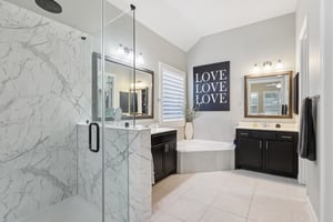 Village Inn-S2810-041.jpg