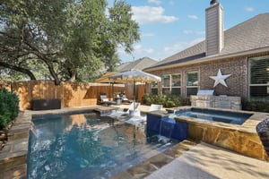 Village Inn-S2810-062.jpg