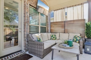 Village Inn-S2810-064.jpg