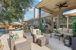 Village Inn-S2810-066.jpg