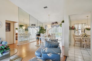 Pimberton Dr-S0410-013.jpg