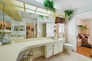 Pimberton Dr-S0410-043.jpg