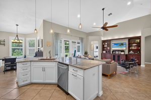 Kitchen 3 of 3