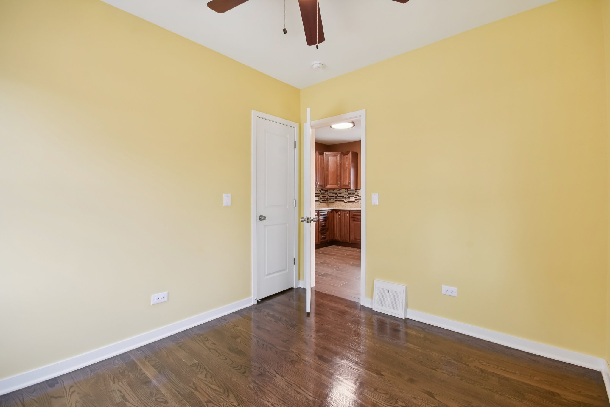 36th Ave-S0403-019.jpg