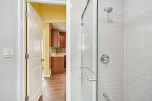 36th Ave-S0403-017.jpg