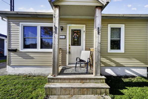  Photo 4