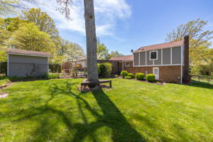 1404 Paxton Ct-30