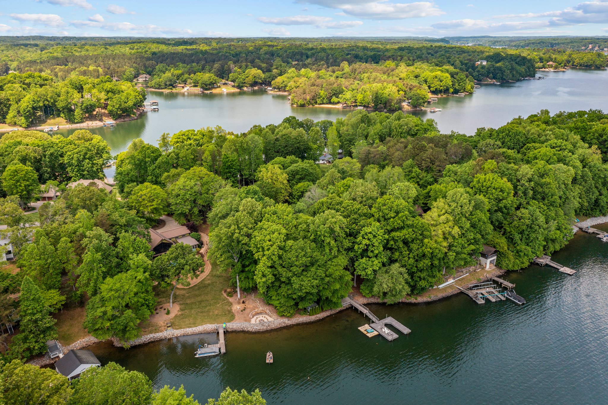 Beautiful peninsula of Lake Norman