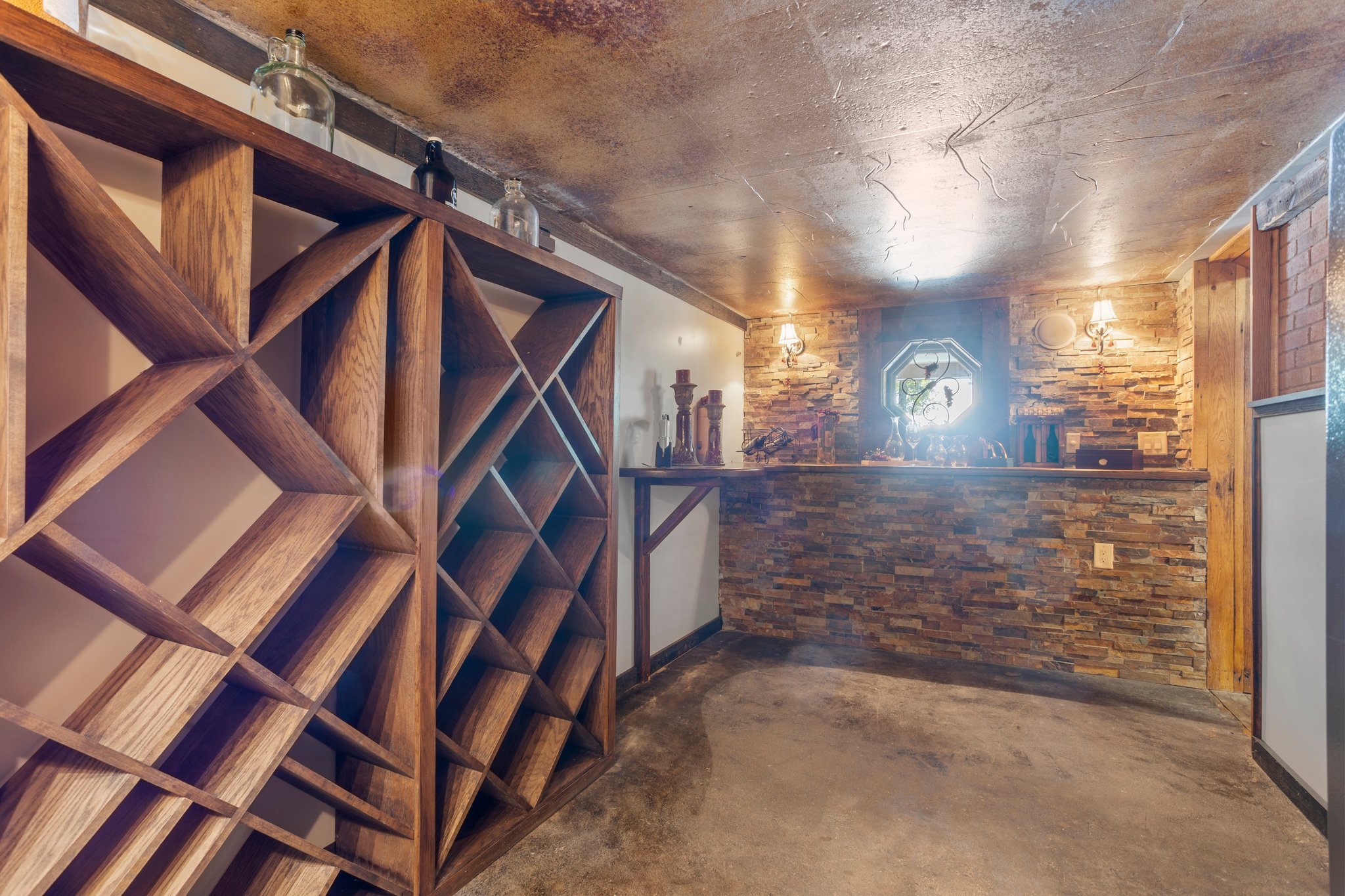 Local artisan craftmanship!