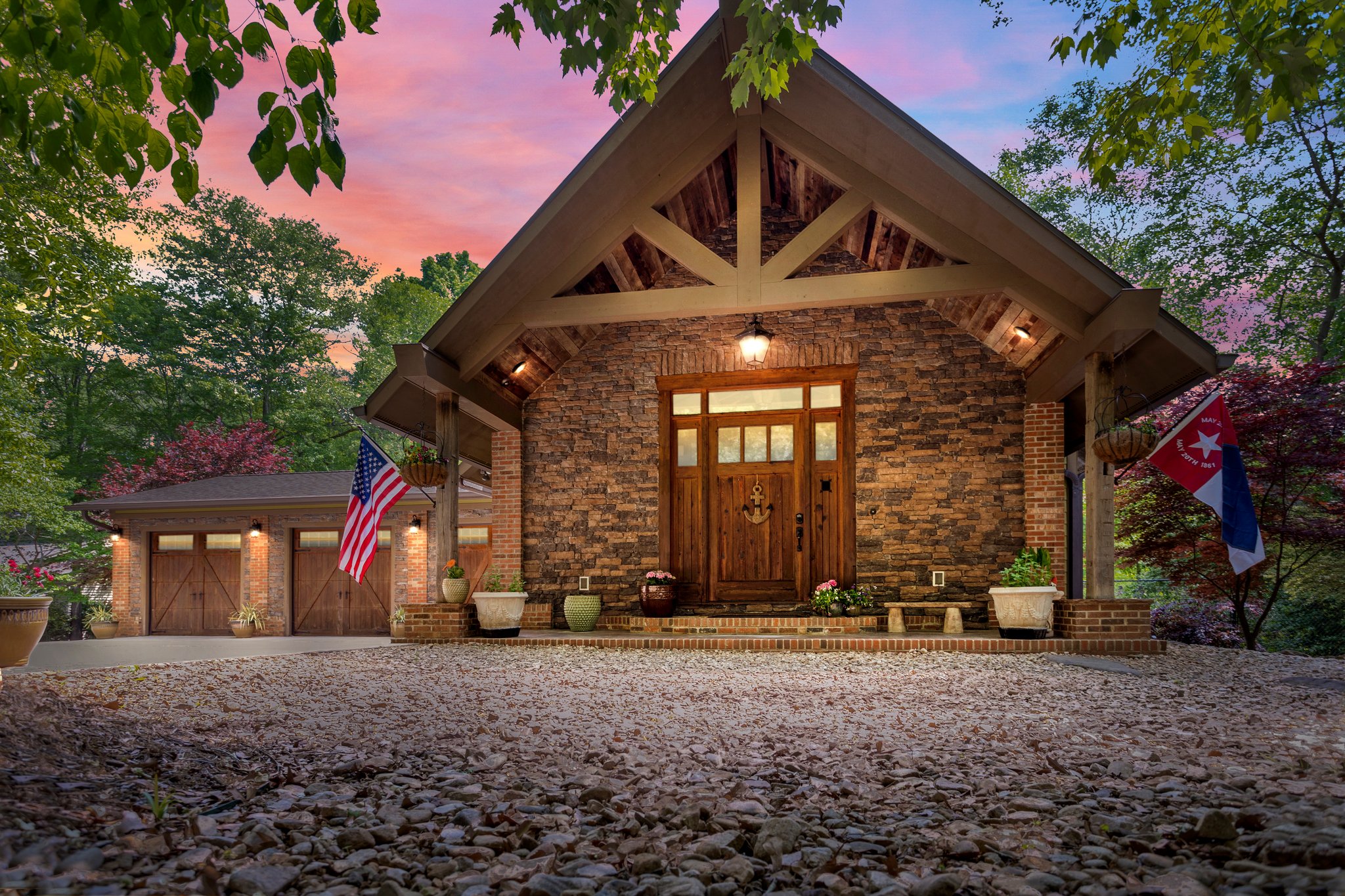 1404 Roundstone Rd, Sherrills Ford, NC 28673, USA