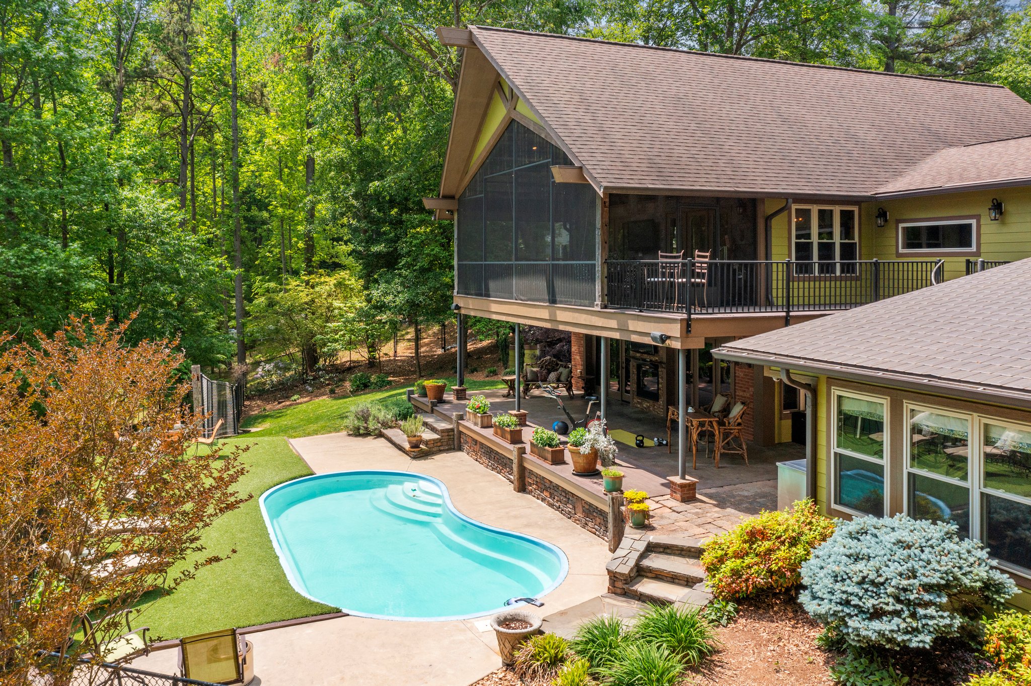 Entertainment on each level!