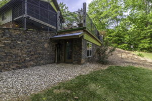 The BUNKER! Beautiful feat of engineering in Frank Lloyd Wright style.  Separate keyed entry!