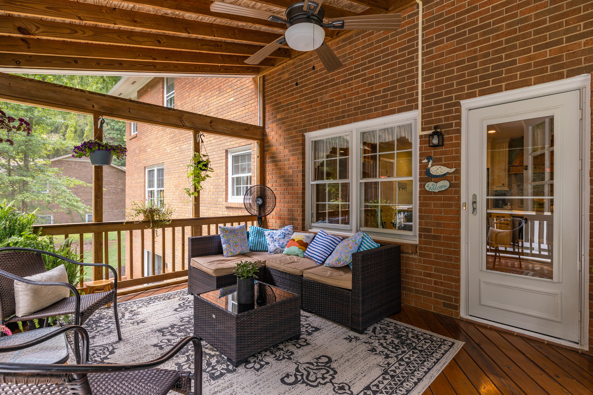 1404 Woodford Rd-33