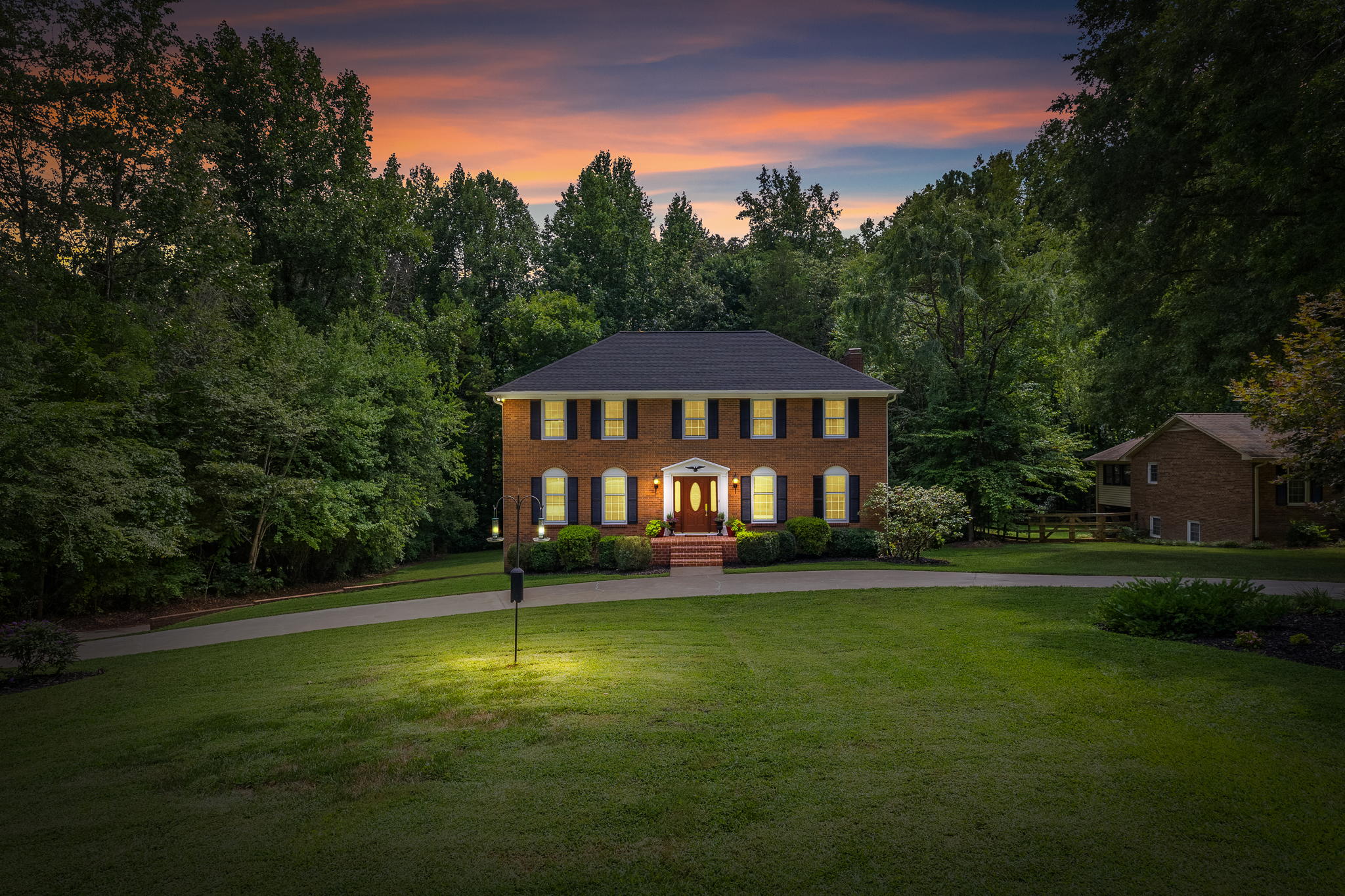 1404 Woodford Rd-1