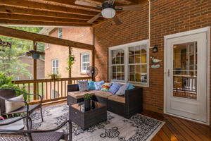 1404 Woodford Rd-33
