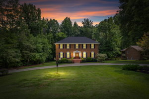 1404 Woodford Rd-1