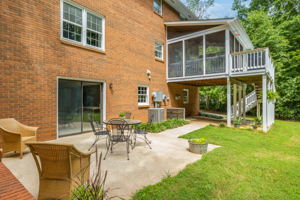 1404 Woodford Rd-34