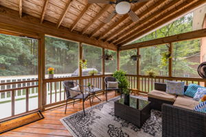 1404 Woodford Rd-32
