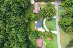 1404 Woodford Rd-41