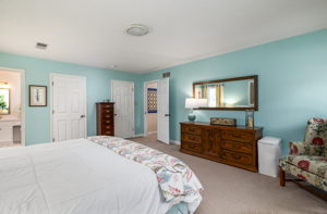 1404 Woodford Rd-21