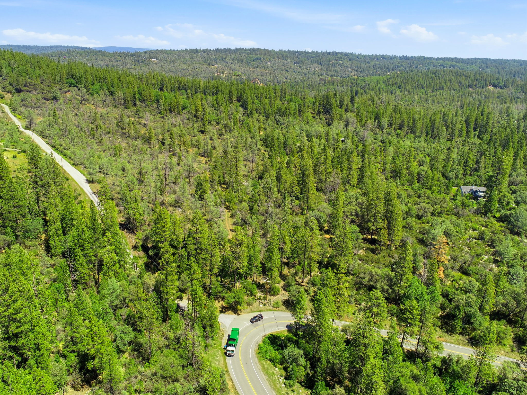 008_f8_AERIAL_14041 Lois Ln