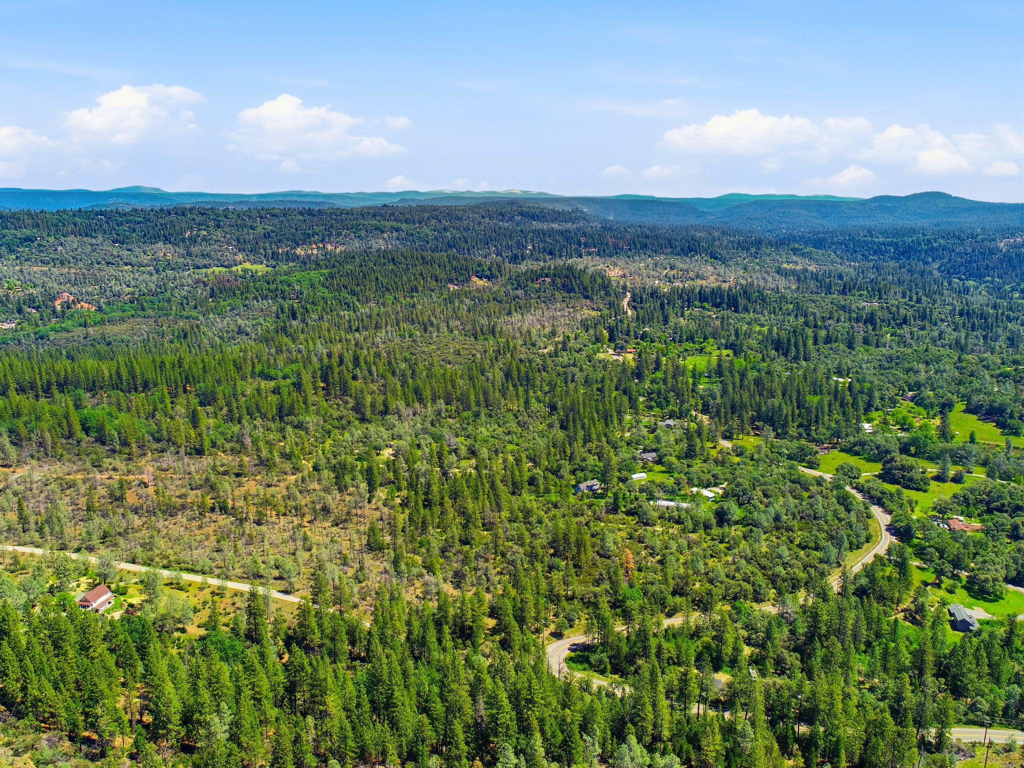 014_f8_AERIAL_14041 Lois Ln