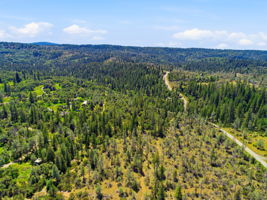 015_f8_AERIAL_14041 Lois Ln