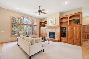 Kings Ct.-S2603-012.jpg