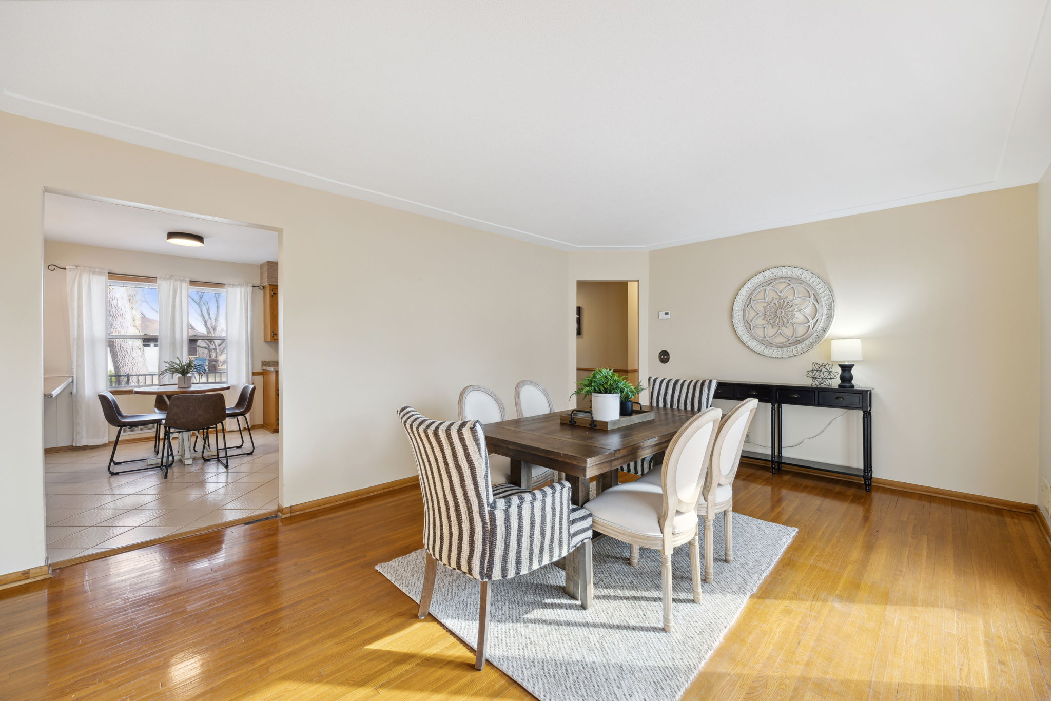 12_Interior