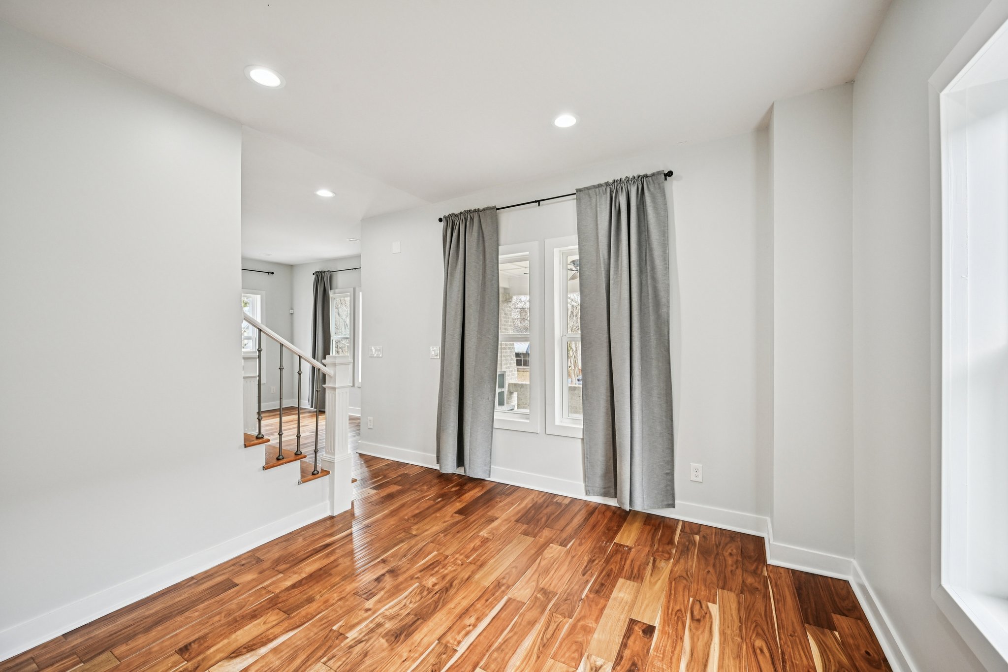 Athens Ave SW-S0702-015.jpg