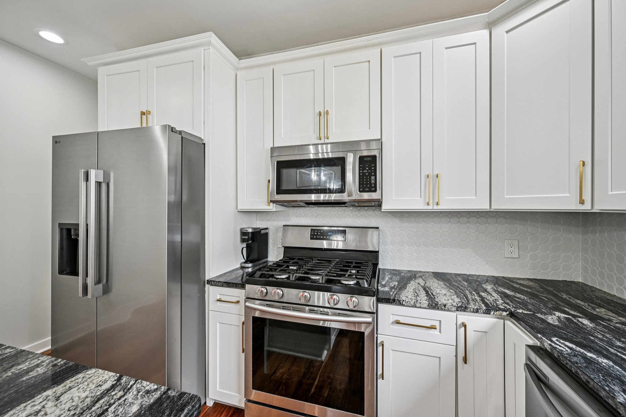 Athens Ave SW-S0702-024.jpg