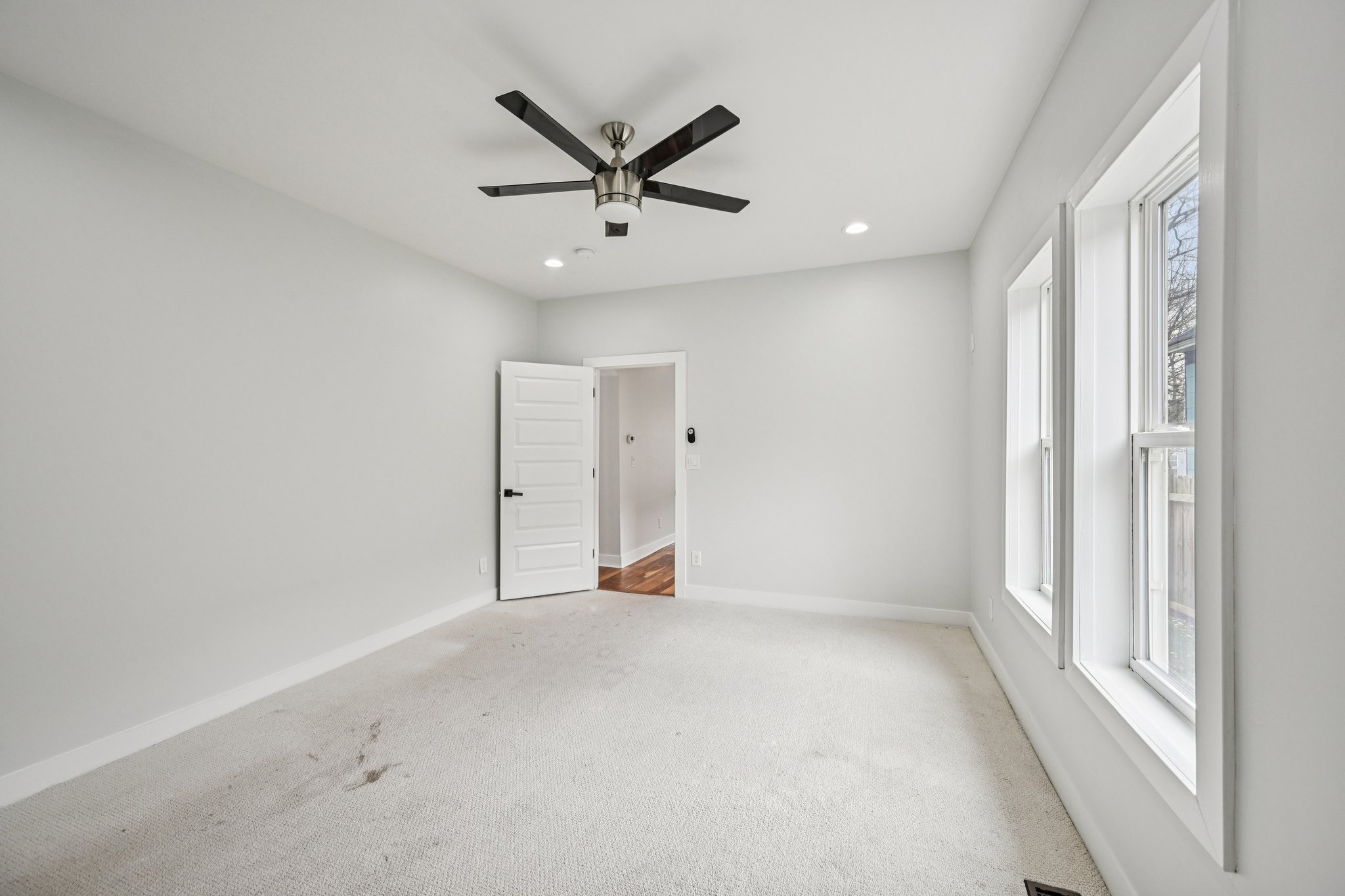 Athens Ave SW-S0702-039.jpg