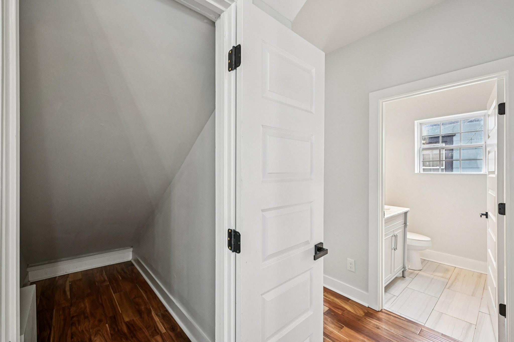 Athens Ave SW-S0702-047.jpg