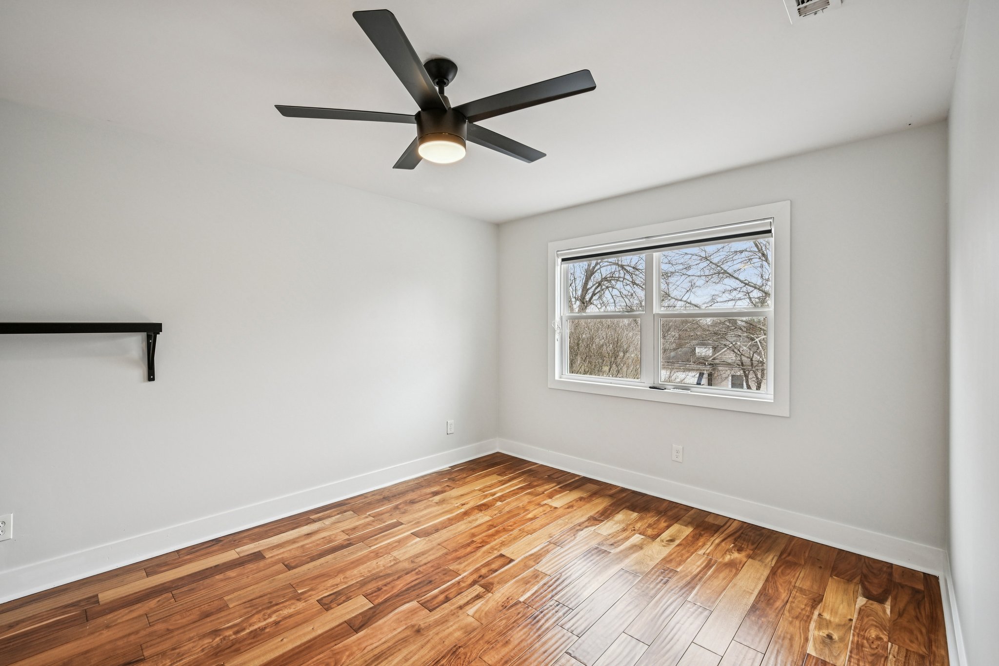 Athens Ave SW-S0702-052.jpg