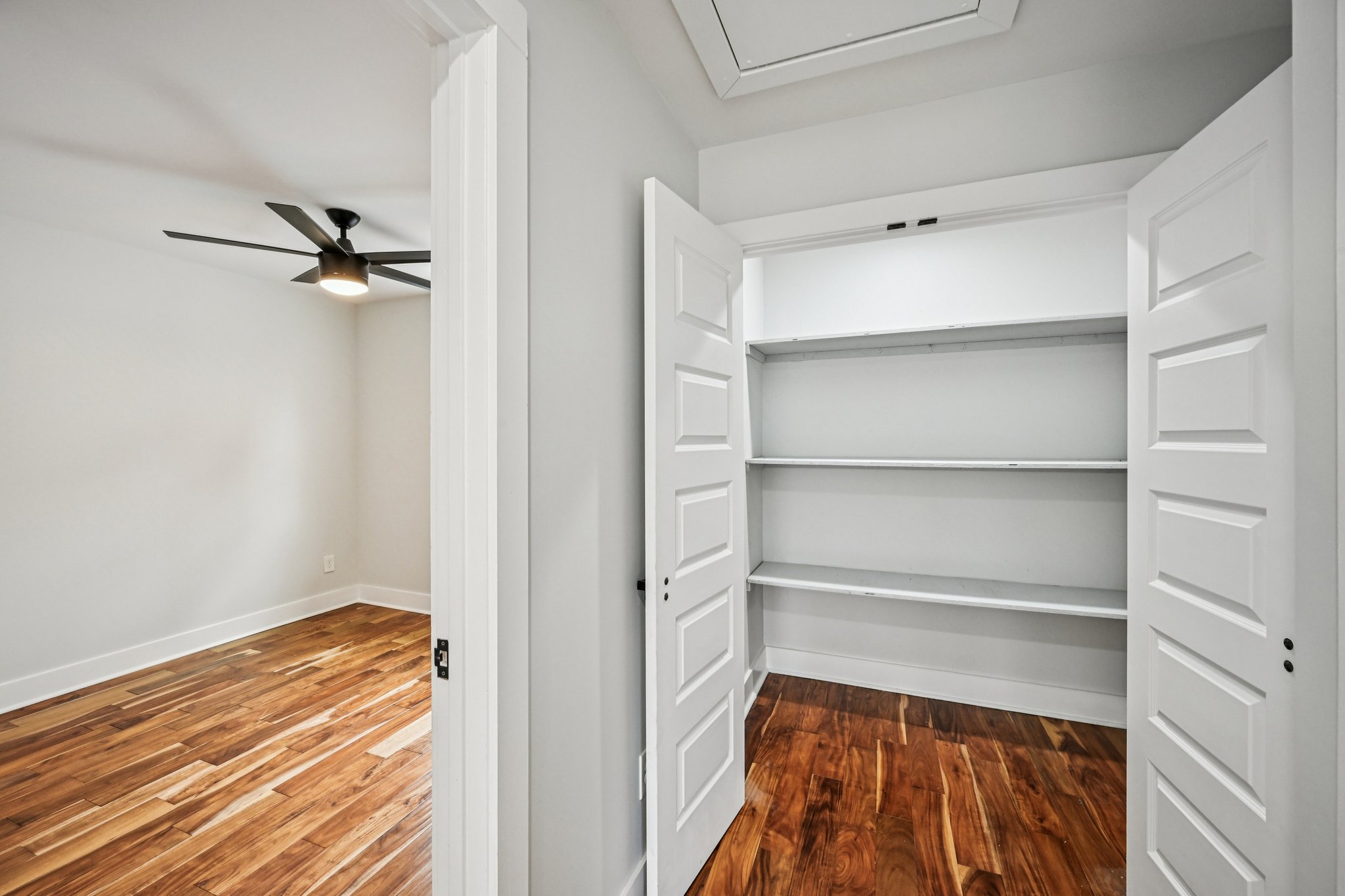 Athens Ave SW-S0702-056.jpg