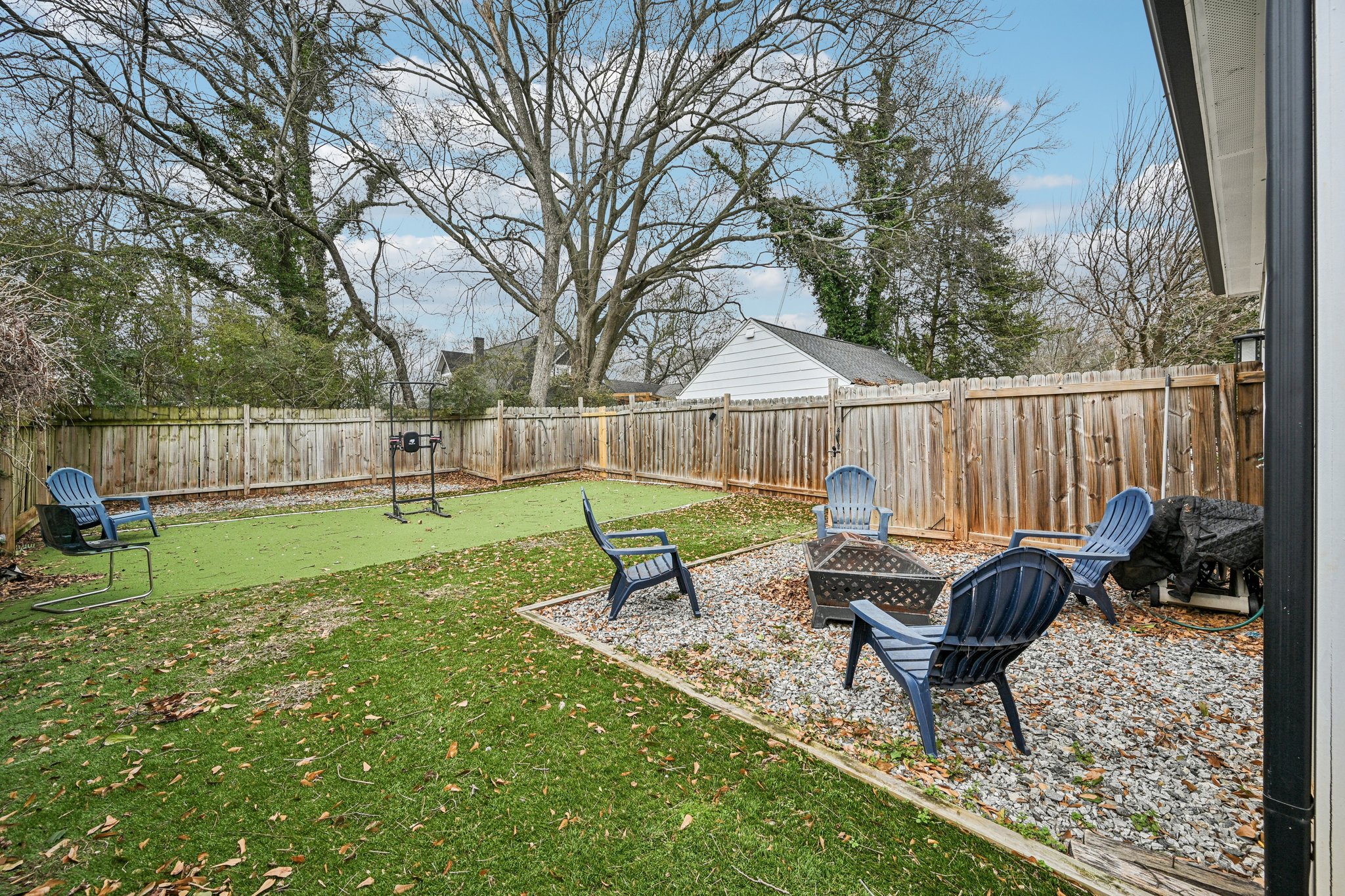 Athens Ave SW-S0702-069.jpg