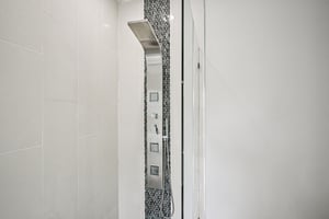 Athens Ave SW-S0702-042.jpg