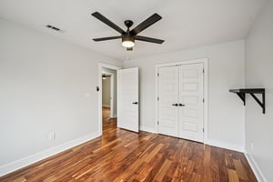 Athens Ave SW-S0702-053.jpg