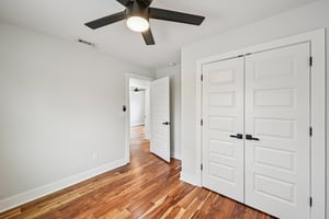 Athens Ave SW-S0702-055.jpg