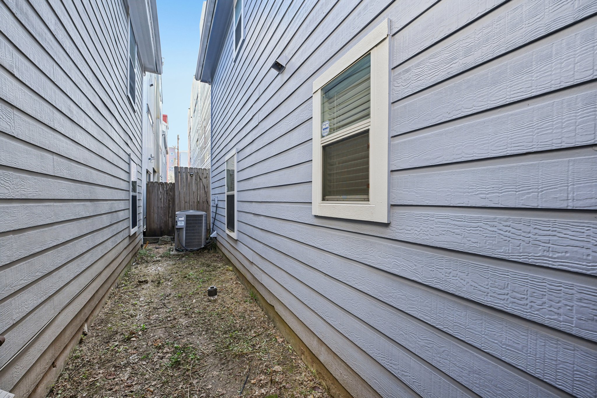 Bailey St-L1302-038.jpg