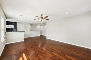 Bailey St-L1302-009.jpg