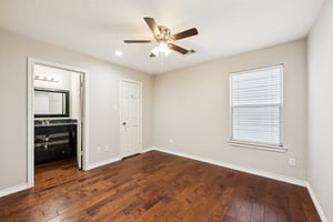 Bailey St-L1302-029.jpg