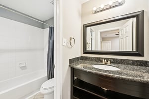 Bailey St-L1302-033.jpg