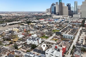 Bailey St-L1302-044.jpg