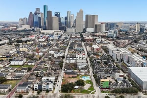 Bailey St-L1302-052.jpg