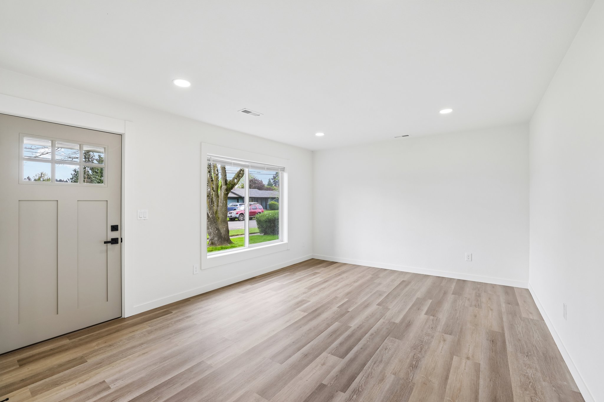 Baker St NE-S2904-008.jpg