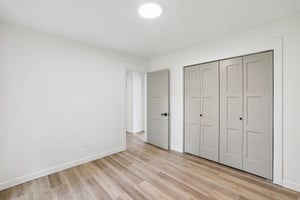Baker St NE-S2904-022.jpg